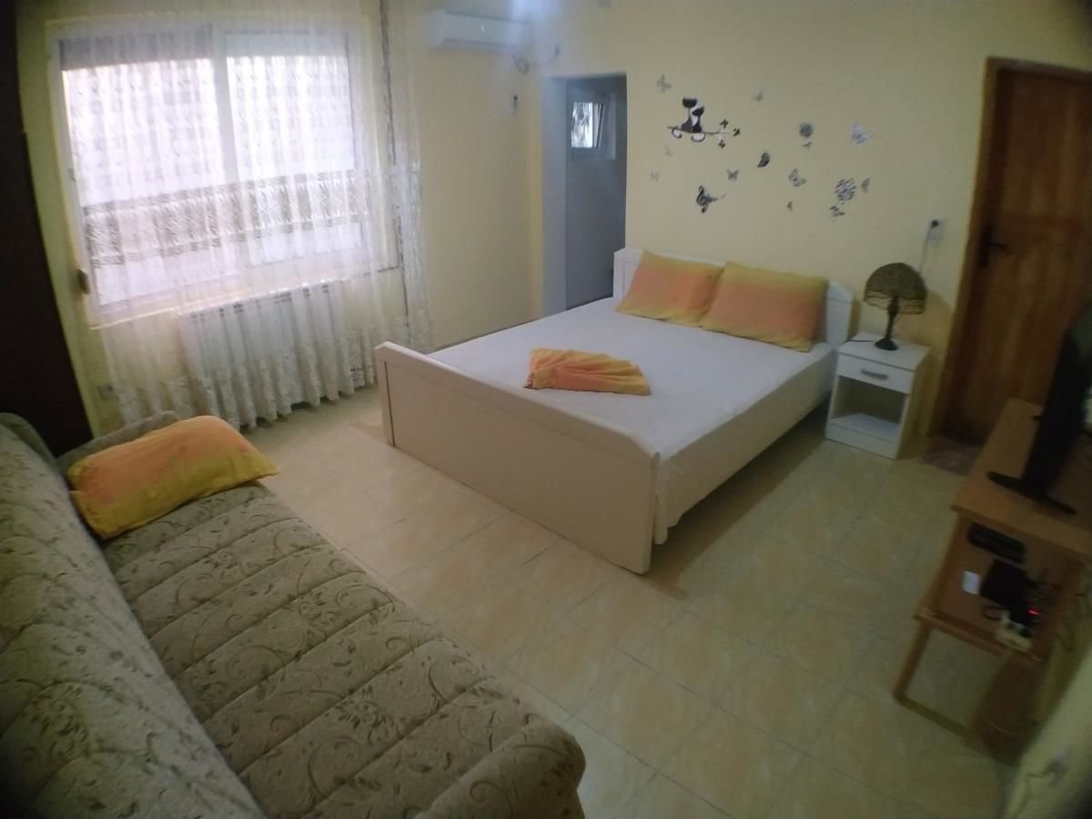 Гостевой дом Guest House Vukmarković Сутоморе